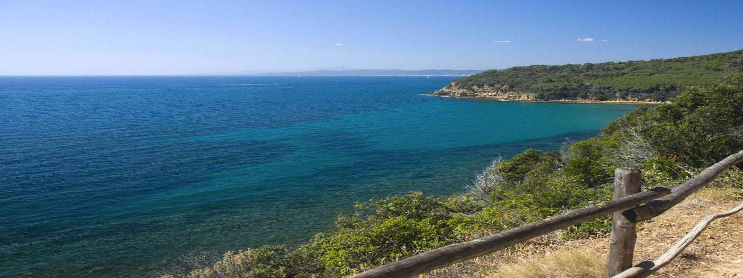 Familienurlaub in einem Hotel mit Restaurant und Strand in der Toskana